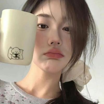 我们身处的谎言世界封面